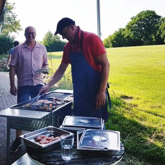 Teamevent Juni 23 Swingolf - der Griller